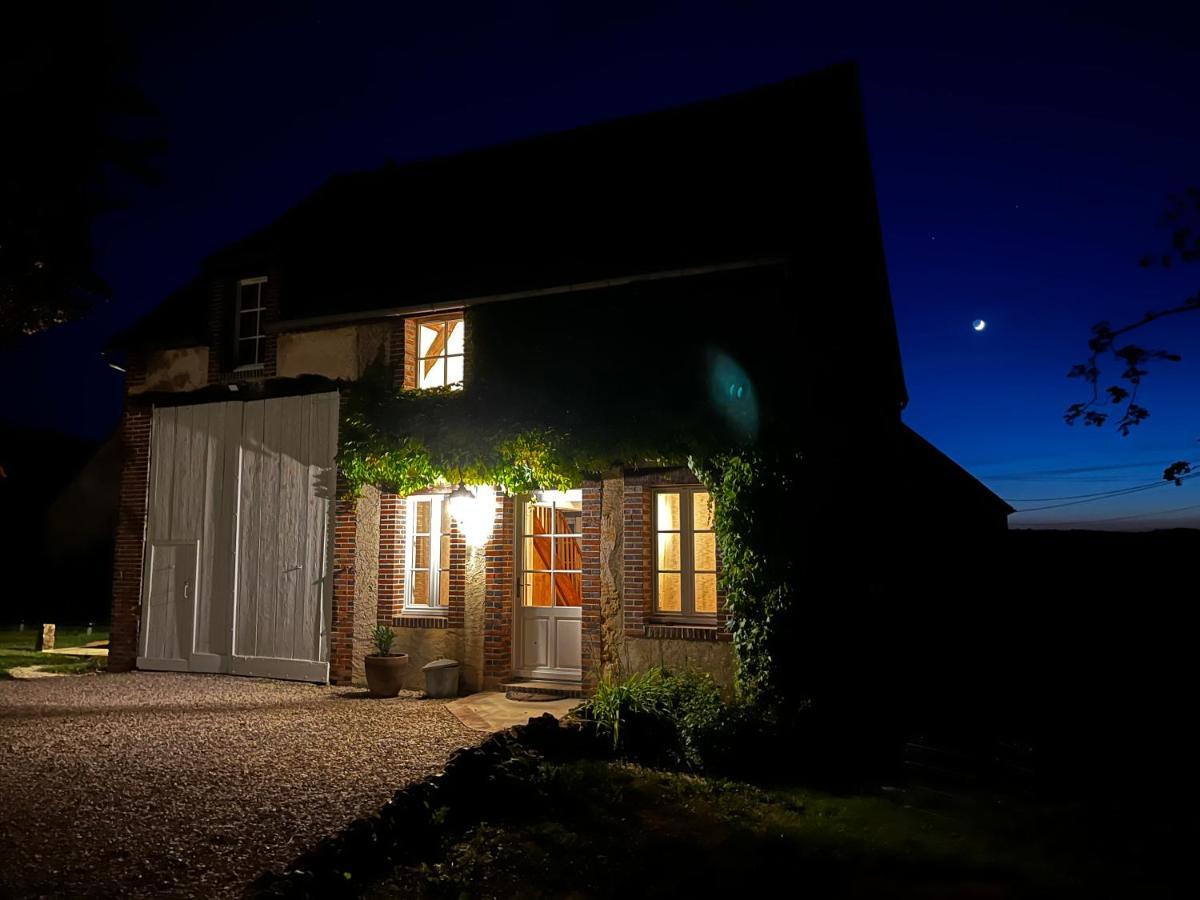 La Maison Du Gardien - Le Prieure Du Preux Villa Sepeaux-Saint-Romain Luaran gambar