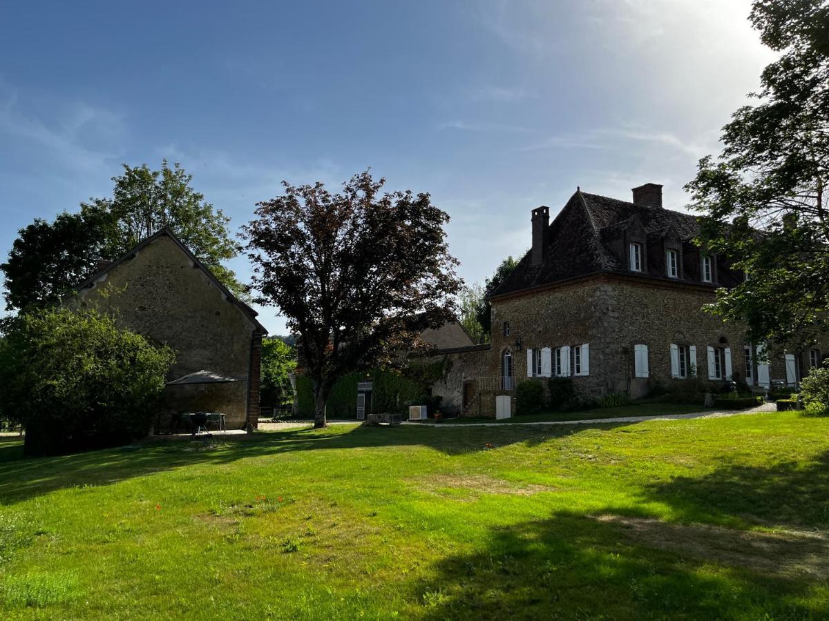 La Maison Du Gardien - Le Prieure Du Preux Sepeaux-Saint-Romain Luaran gambar